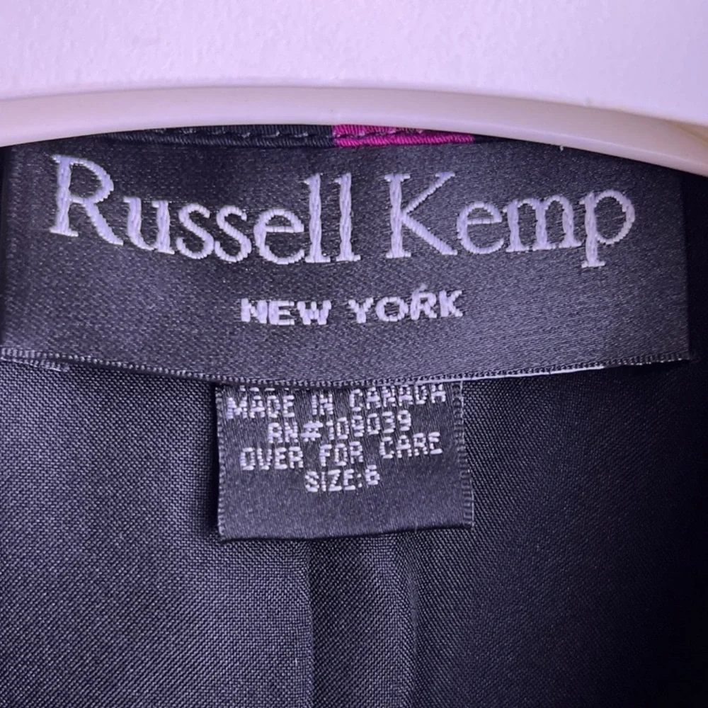 RUSSELL KEMP Fashion Plates Novelty Print Blazer